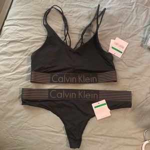 Calvin Klein Set